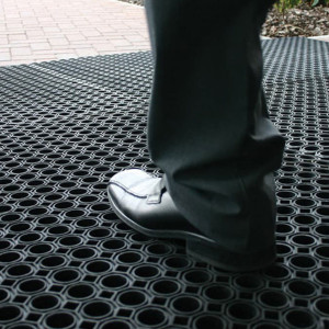 Коврик Darvin резиновый ячеистый 16 мм 80х120 см