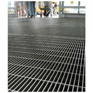 Стальная грязезащитная решетка Darvin ячейка 33х11 (1200х1000х30 мм)