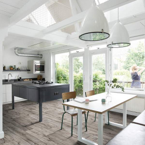 Линолеум Ideal Ultra Cracked Oak 5 671M (ш.р. 4 м)