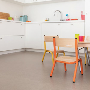 Линолеум IVC Leoline Semi Contract Corsa Maras T84 (ш.р. 2.5 м)