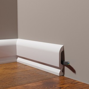 Плинтус Decor Dizayn под подсветку DD700 18х100х2000 мм (пог. м)