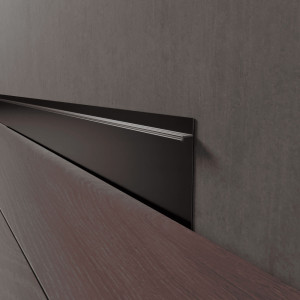 Плинтус LWD скрытый чёрный муар 14,5х80х2800 мм (пог. м)