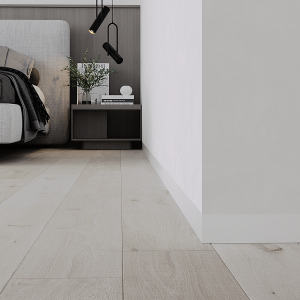 Скрытый плинтус Ликорн С-07.3.2 Серебристый матовый 15х60.5 мм (пог. м)