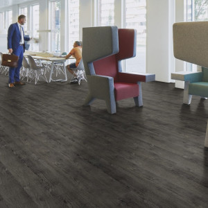 Кварцвиниловая плитка ПВХ Forbo Professional 2,55 mm 4042 Планка Black Fine Oak