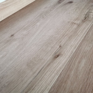 Виниловый SPC ламинат Aspen Floor Premium Wood XL PW4-08 Дуб Нормандия