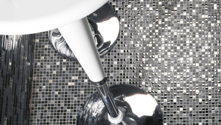 Камень и стекло